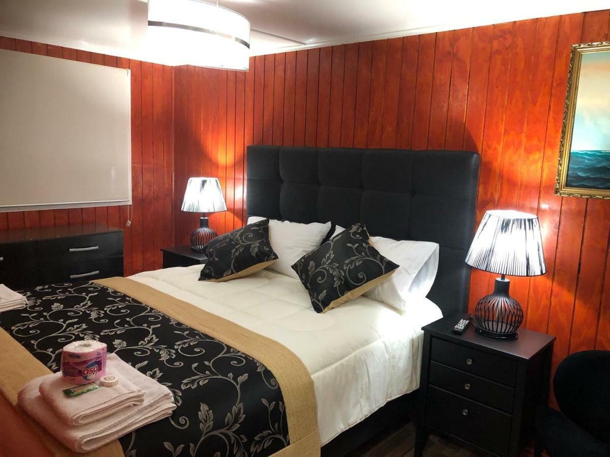 Hotel Forjadores Del Cabo De Hornos Puerto Williams Εξωτερικό φωτογραφία